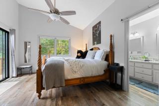 Bella Vita - Pet Friendly Cabin - 9