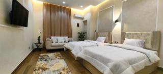 Pyramids INn Sphinx View - 3