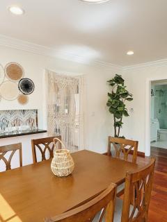 Family Friendly 2 Bedroom House in Pasadena - 9