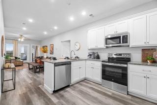 Welcome to the Aerie! Your serene escape awaits - 3