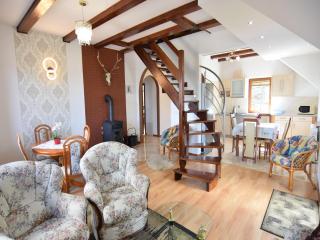 Holiday apartment with fireplace, lake view - 9