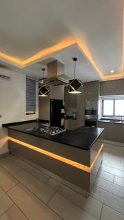 Goosebumps Luxury Homes & Apt - 0