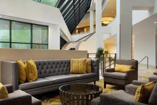 DoubleTree by Hilton Stamford - 7