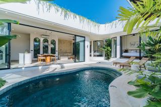 Bingin 2BR Pool Villa & Tropical Style, 2mins walk to Cafe! - 0
