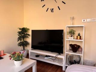 إقامة يومية بتجربة استثنائية راحة وفخامة في حي السلامة شارع صاري - 7