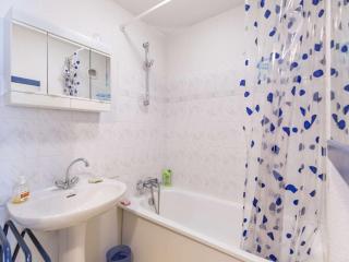 T2 confortable, 5 pers, parking, proche centre - FR-1-402-150 - 4