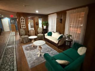 Historic Rider's Inn - 8