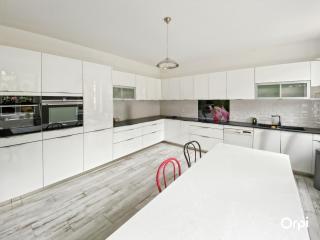 Demeure familiale rénovée 14 couchages à 10 min des plages, parking et wifi - FR-1-349-231 - 2