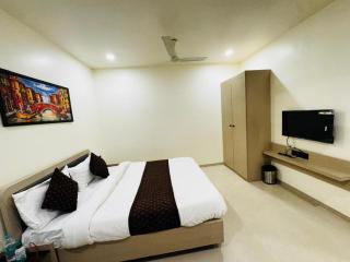Hotel Ratan Infinity - 5