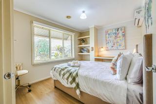 StayAU Two-story Comfortable House Pool Table - 7