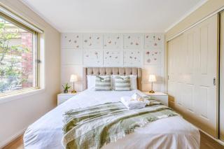 StayAU Two-story Comfortable House Pool Table - 3