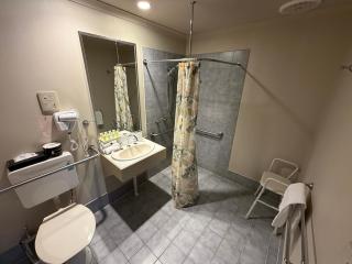 Ringwood Lake Inn - 9