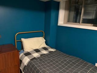 Sunshine room on Downsview - 5