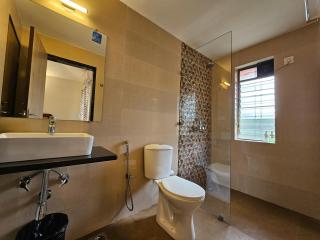 Serene 2BHK Porvorim Apartment with Forest View & Pool Access - 7