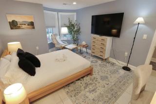 Explorers Paradise Walk to Capitol - 9