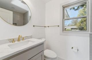 Windsor Way Retreat by StayLage - 3