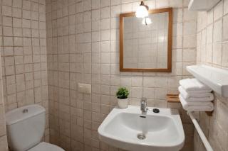 Cozy Chalet with Sea Views & Private Pool - 6