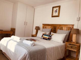 MELJAA GROUP Guesthouse - Kaapstad - 5