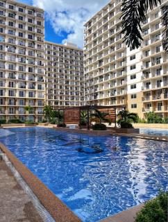 Cozy Condo at Lapu Lapu Near Beaches - 1