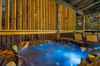 New Luxury Vacation Home Cabin in Smoky Gatlinburg - Theater Room - 3