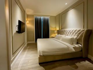 Grand Eska Hotel & Suites Batam - 2
