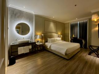 Grand Eska Hotel & Suites Batam - 1