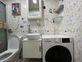 Cozy 3 bedroom apartment in Yau Ma Tei - 8