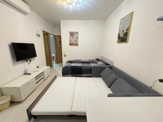 Cozy 3 bedroom apartment in Yau Ma Tei - 7