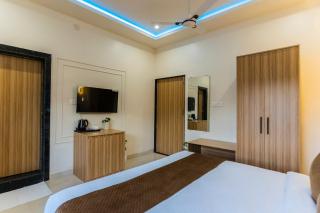 The Oasis Retreat - 3