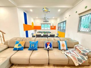 SpaciousEntertainmentHouseMuslimFriendly18Pax - 1