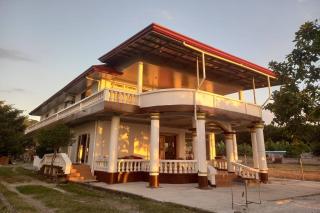 Seven Waves Beachfront La Union - 4