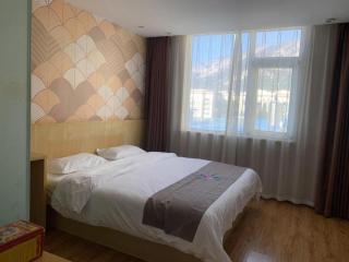 Pai Hotel Dengfeng Songshan Shaolin Temple Chonggao Road - 6