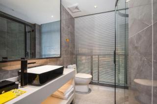 IU Hotel Xianning Railway Station - 1