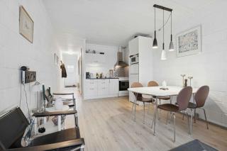 Holiday Home With Views And Peace By The Fjord - 4