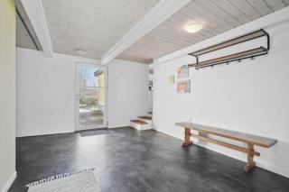 Spacious Holiday Home On A Large Natural Plot - 3