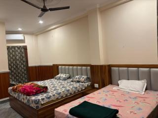 Lovkush Bhavan Valmiki ashram guest house - 2