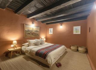 Chaukhamba Cradle - 8