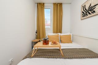 Lumina bright apartment near Łazienki Królewskie - 9