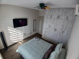 Vivienda completa 2 plantas, y privada con acceso controlado - 1