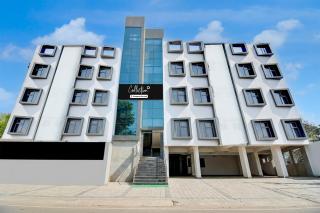 Collection O MIDC Pimpari Pune Formerly SK Palace - 0