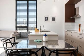 Perfect Beach Getaway Steps from Carmel Market - 7