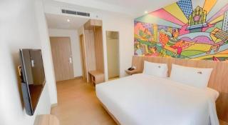 MaxOneHotels.com @ Kota Harapan Indah Bekasi - 9