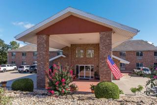Rodeway Inn Branson, Brick House - Branson - 8