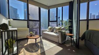 Skyline sanctuary in the heart of Southbank - 0