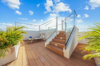 NEW 1B1BA Spacious Condo w/Pool, GYM @ Palm Beach! - 4