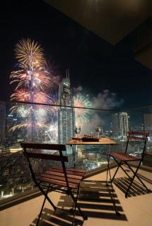 SmartStay at Burj Royale - Full Burj Khalifa View - Brand New Luxury Apartments - 9