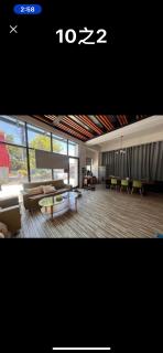 Miss Chang's B&B - 5