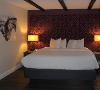 The Century House Latham - North Albany, an Ascend Collection Hotel - 3