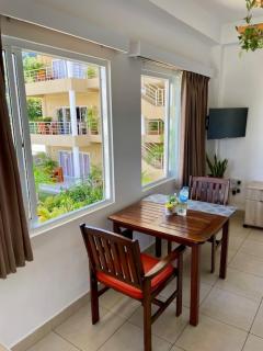 Tropical Hideaway - 6