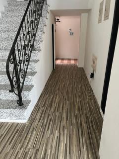 Miss Chang's B&B - 8